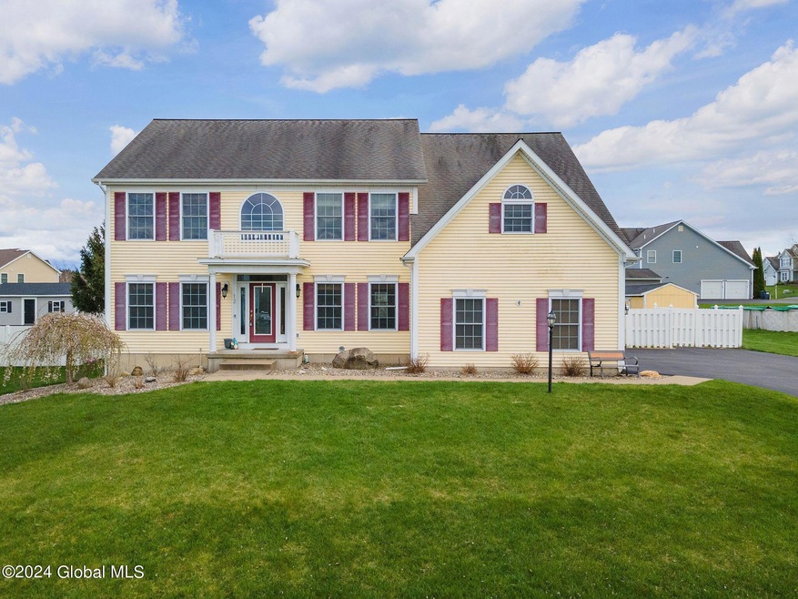 1-web-or-mls-12ShermanWay_01