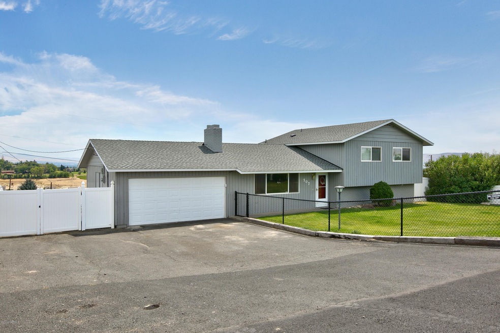 507 N 80th Avenue - Yakima, WA 98908