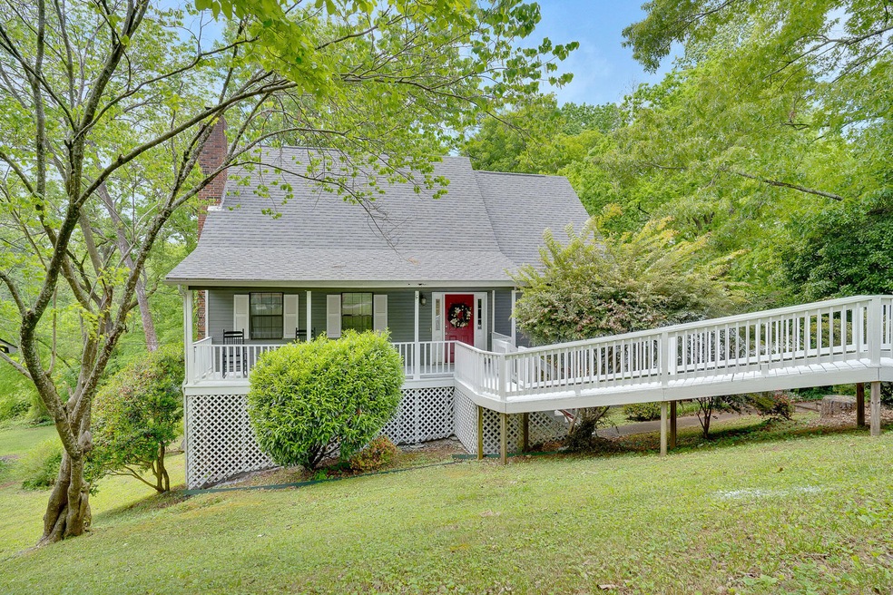 2948-Old-Britain-Cir-MLS-Photos-1