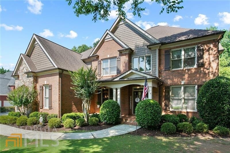 Dazzling and stylish executive home with 3 sides b
