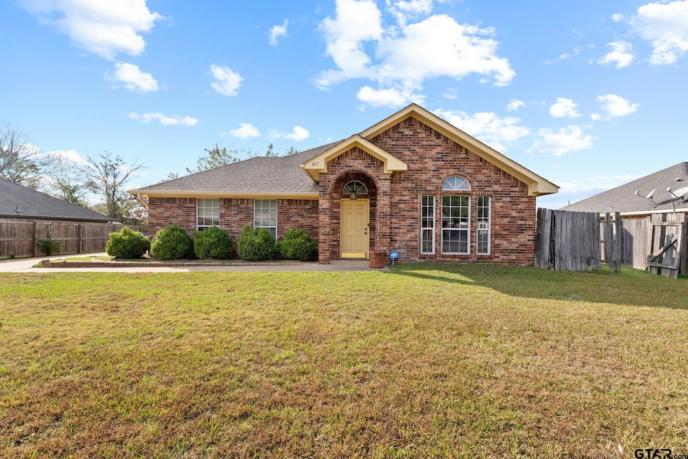 105 Oak St, Bullard, TX 75757 - photo 1