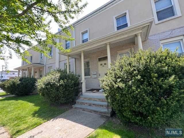 15 Grove St unit A, Tenafly, NJ 07670 - photo 1