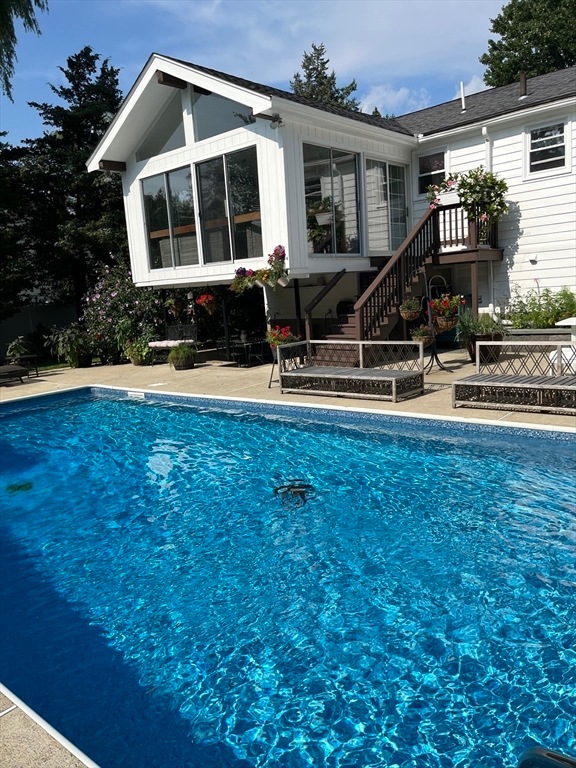 255 Sumner St, Norwood, MA 02062 MLS 73198664