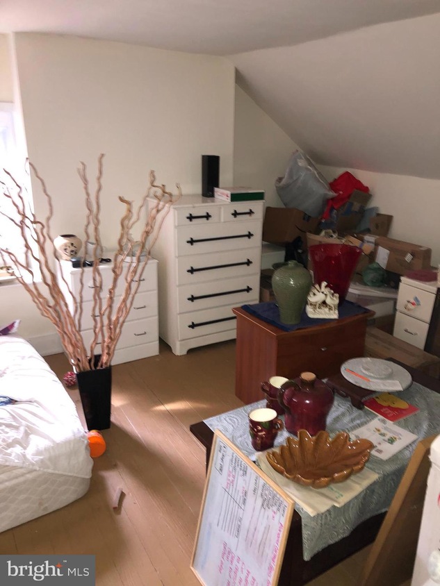 647 Convent Rd, Aston, PA 19014 MLS PADE2061538