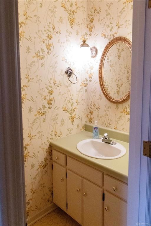 608 Barnhart Rd, Troy, OH 45373 MLS 905152