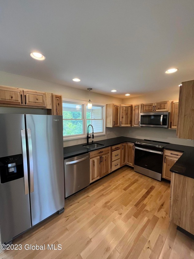 586 Starr Rd Unit 592, Ravena, NY 12143 MLS 202319804