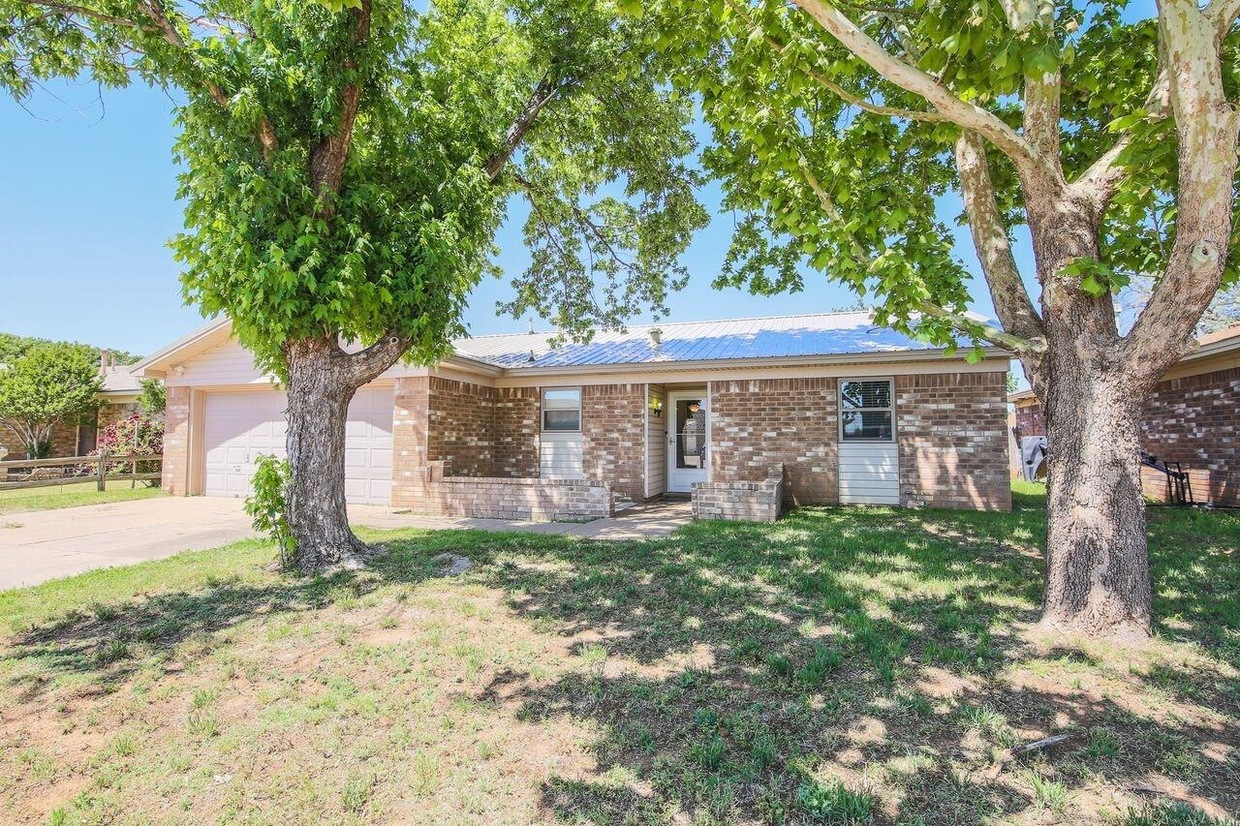 Kendra Sutherland | Real Estate Agent in Lubbock, TX - Homes.com