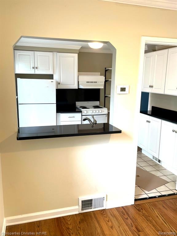 1642 Graefield Rd Unit 75, Birmingham, MI 48009 MLS 20240030085