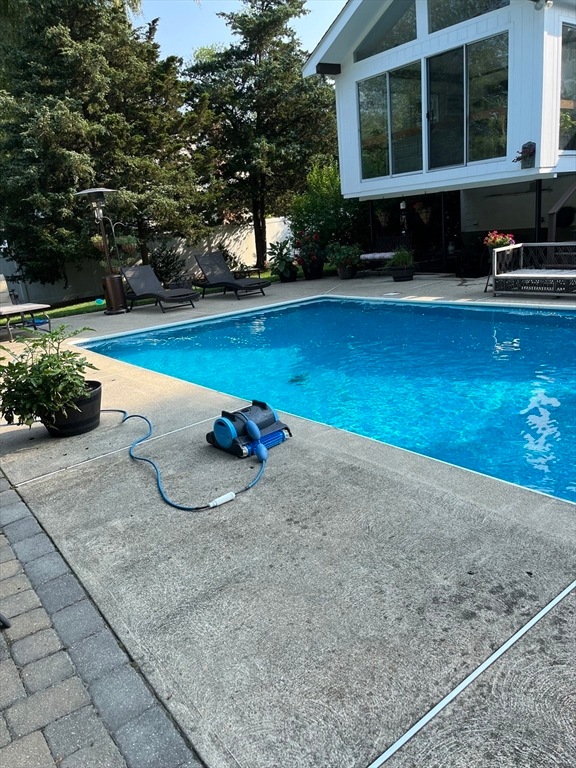 255 Sumner St, Norwood, MA 02062 MLS 73198664