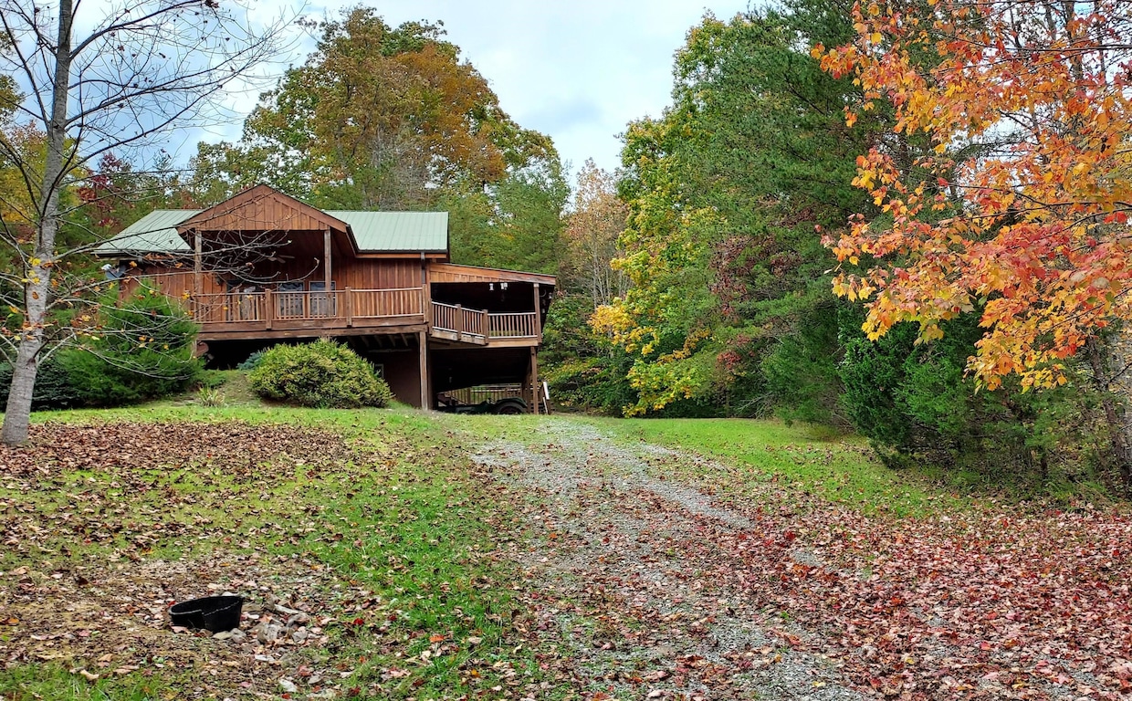 Clinch River Circle, Sneedville, TN 37869