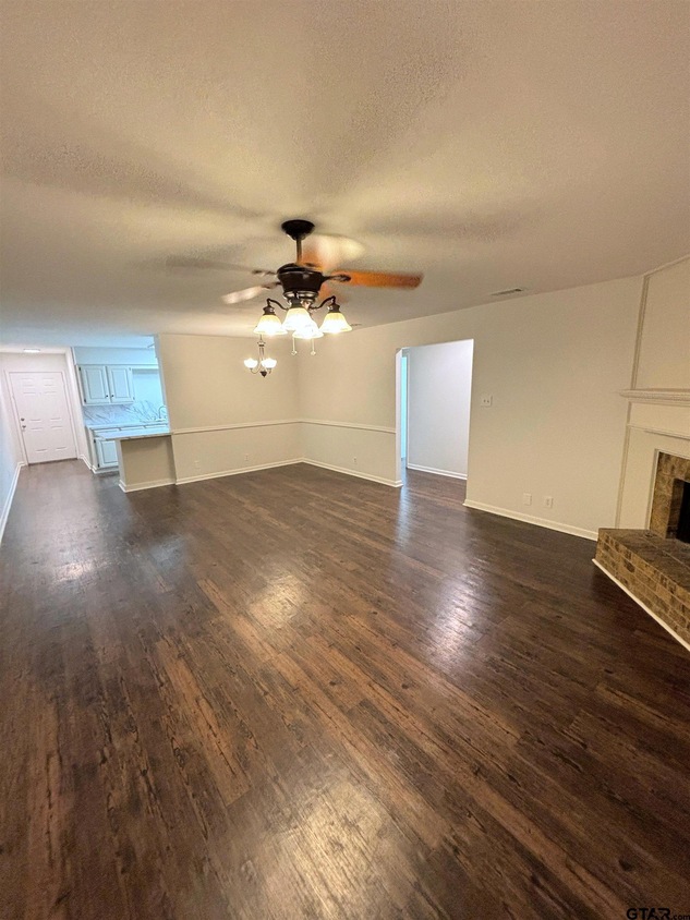 4602 Edinburgh Dr, Tyler, TX 75703 MLS 24014086