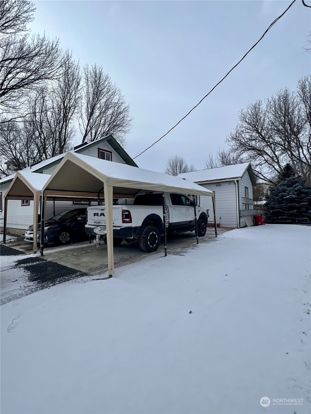 207 Pataha St, Starbuck, WA 99359 MLS NWM2191531