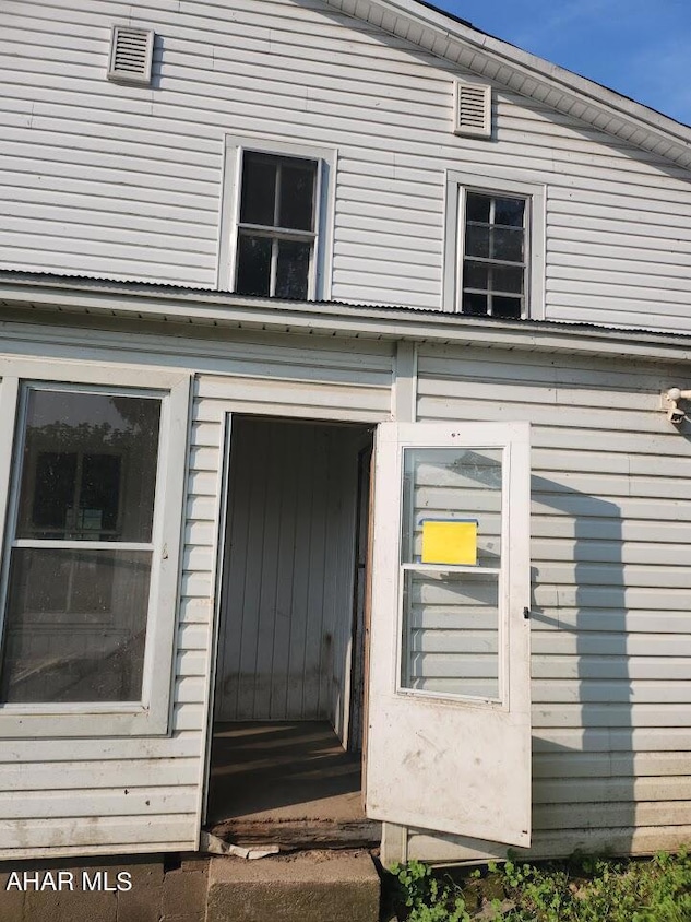 2113 Valley Rd, Schellsburg, PA 15559 MLS 72531