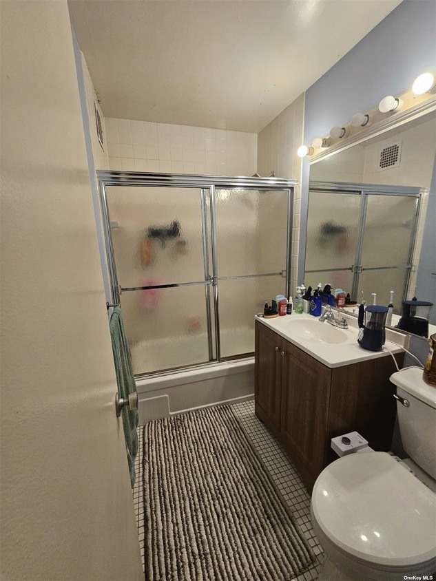 280 Guy Lombardo Ave Unit 5H, Freeport, NY 11520 MLS ONE3500511