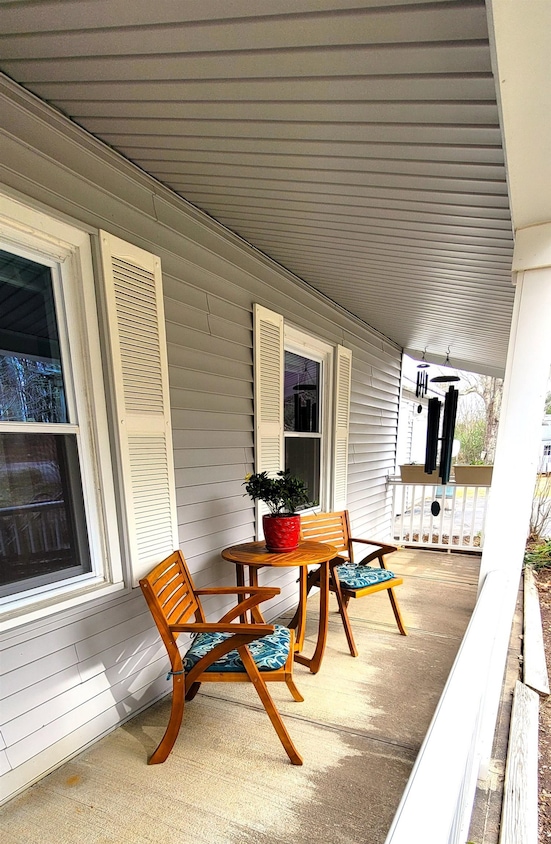 13 Hillview Dr, Chichester, NH 03258 Recently Sold