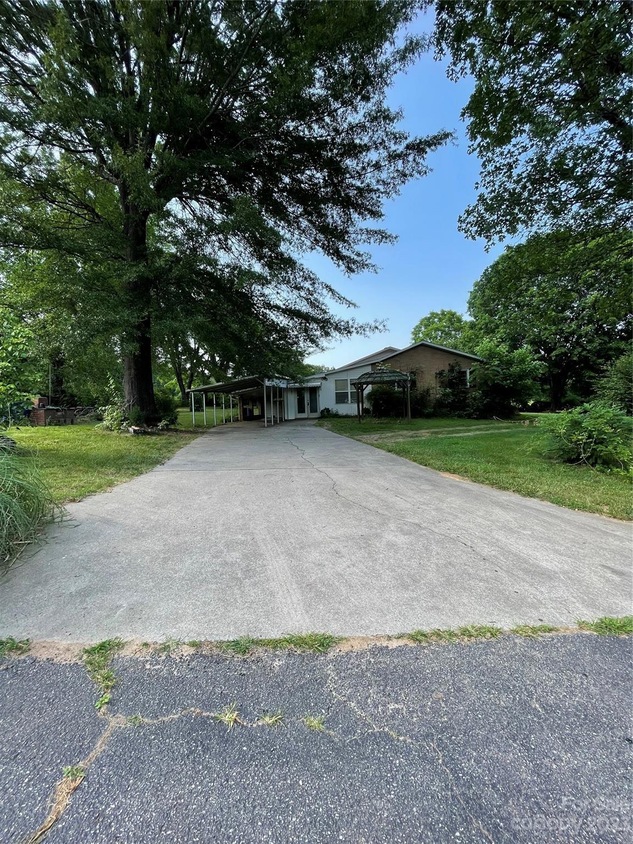 4576 Miller Bridge Rd Unit 86, Connellys Springs, NC 28612