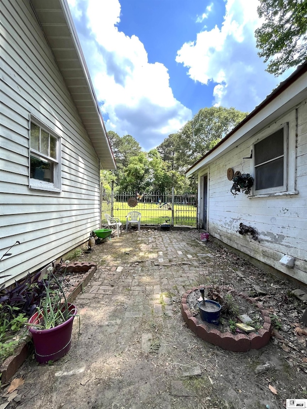 606 E Pecan Ave, Bastrop, LA 71220