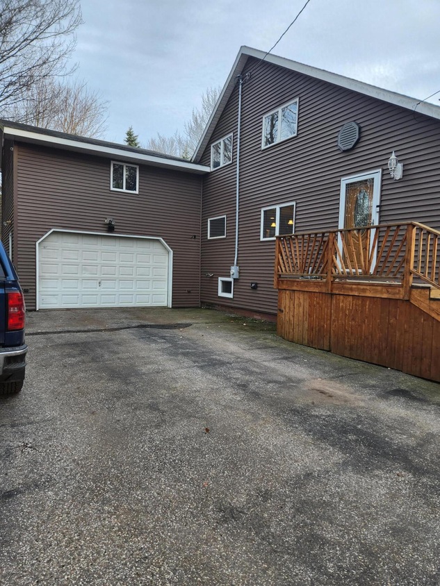 2601 Bayview Blvd, Sault Sainte Marie, MI 49783 MLS 231108