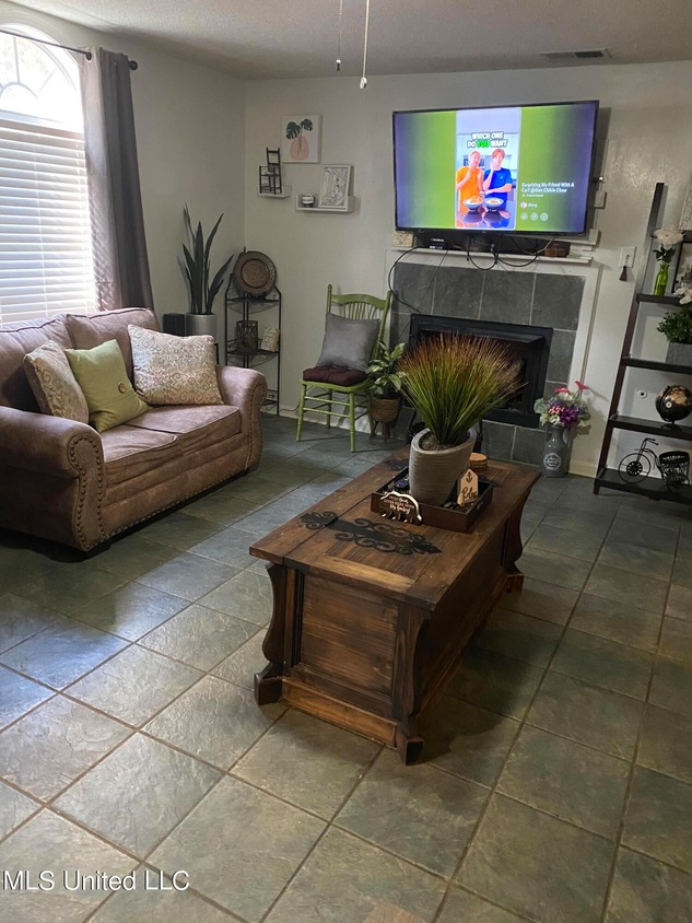 4700 Dupree Rd, Olive Branch, MS 38654 MLS 4034074