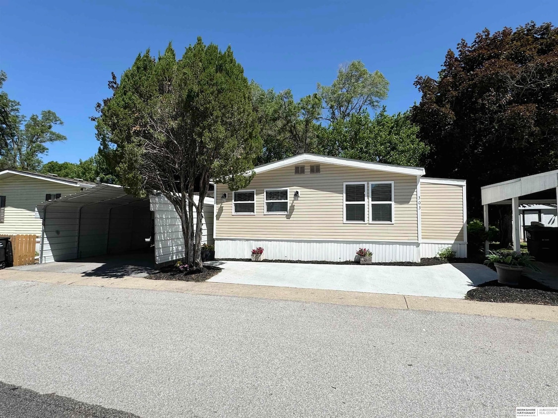 Omaha NE Mobile Homes for Sale - Homes.com