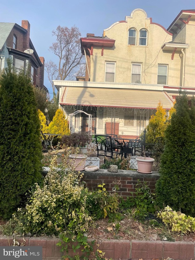 1225 Harrison St, Philadelphia, PA 19124 MLS PAPH2300824