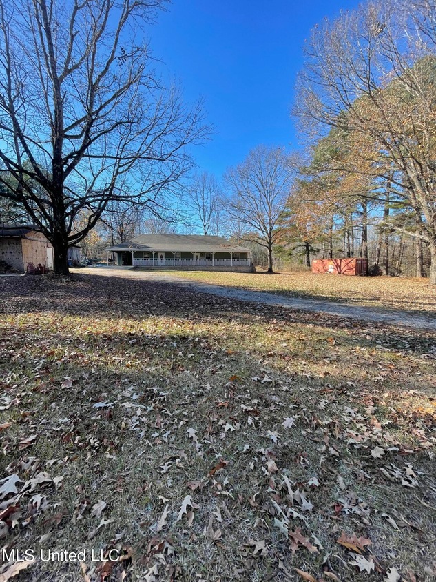 2015 Bubba Taylor Rd, Byhalia, MS 38611 MLS 4066033