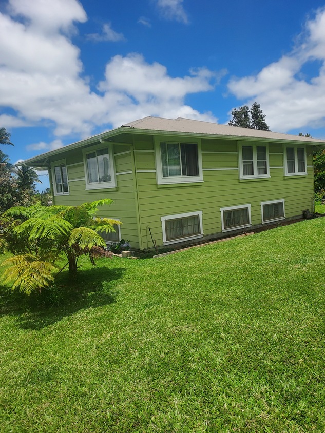 181259 Volcano Rd, Mountain View, HI 96771