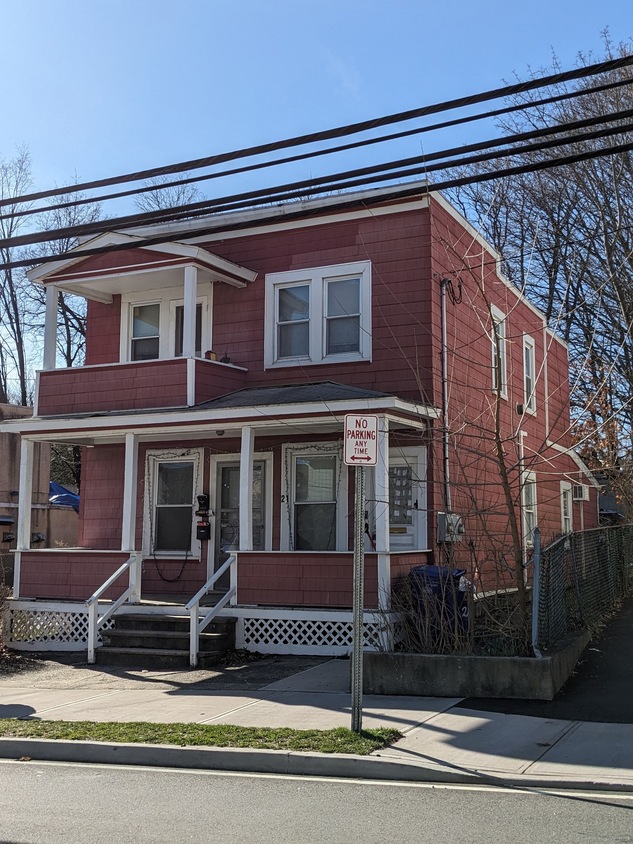 21 Soundview Ave, Norwalk, CT 06854 MLS 24002564