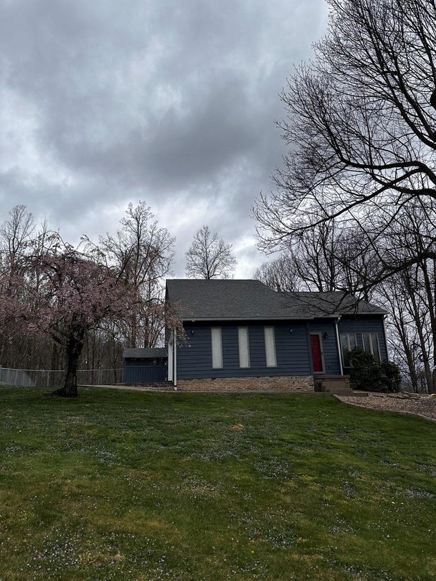 506 Jamescrest Dr, Beckley, WV 25801 MLS 86716