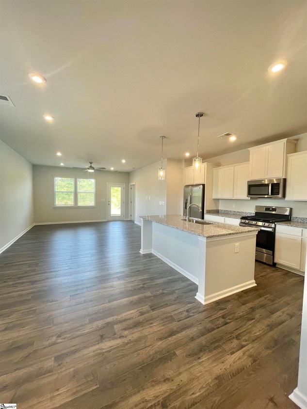 1185 Forestbrook Ln, Spartanburg, SC 29303 MLS 1540052