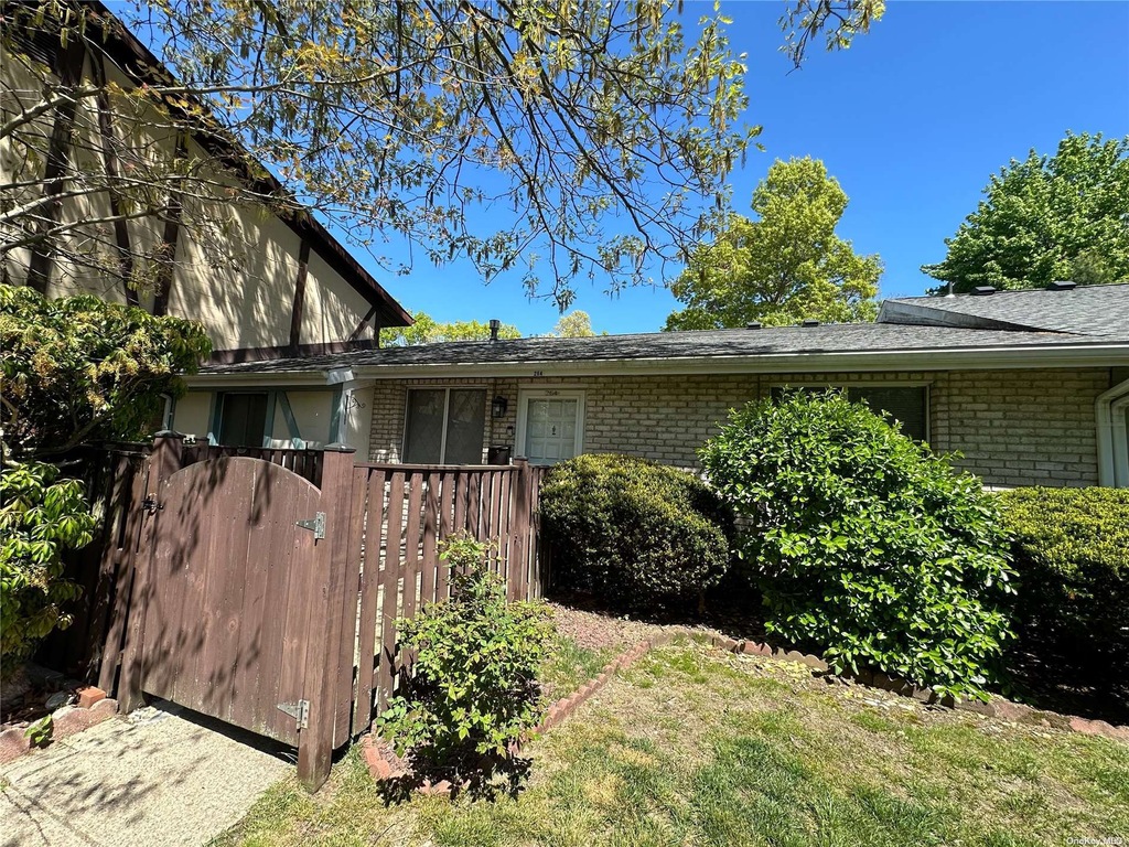 264 Sagamore Hills Dr, Port Jefferson Station, NY 11776 MLS