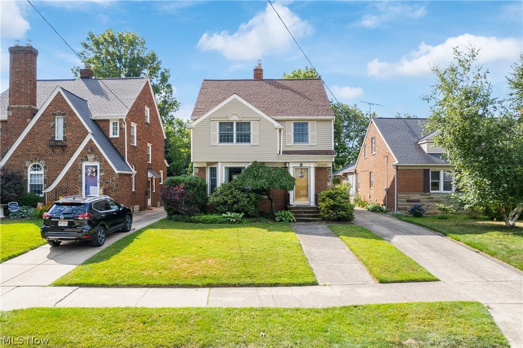 21620 Edgecliff Dr, Euclid, OH 44123 MLS 5054143
