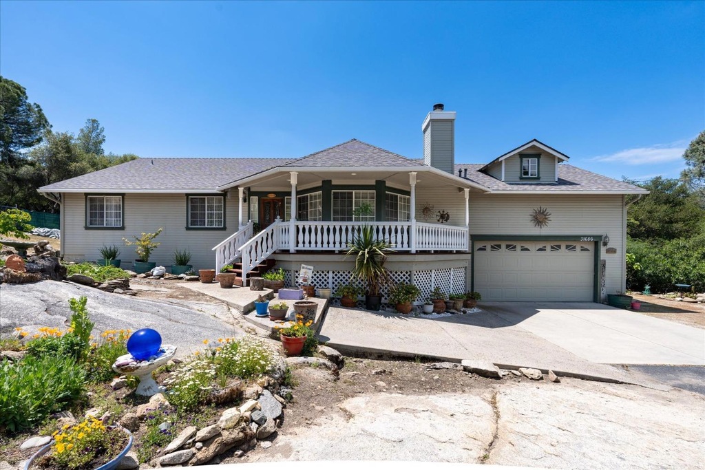 Sold 31686 Apache Rd, Coarsegold, CA 93614 | Homes.com