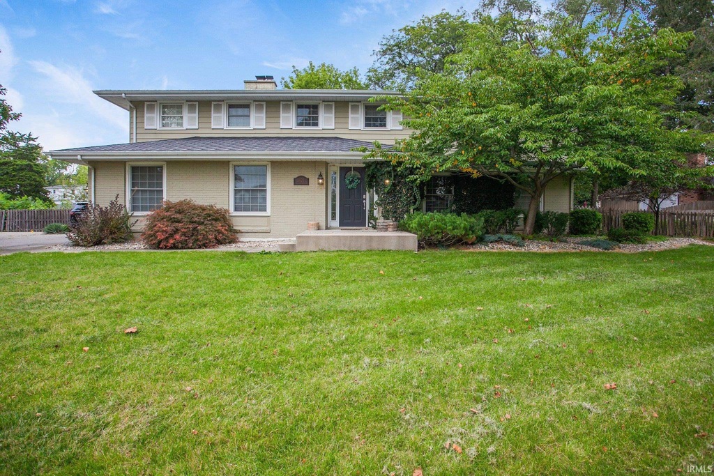 1820 Greenleaf Blvd, Elkhart, IN 46514 MLS 202334751