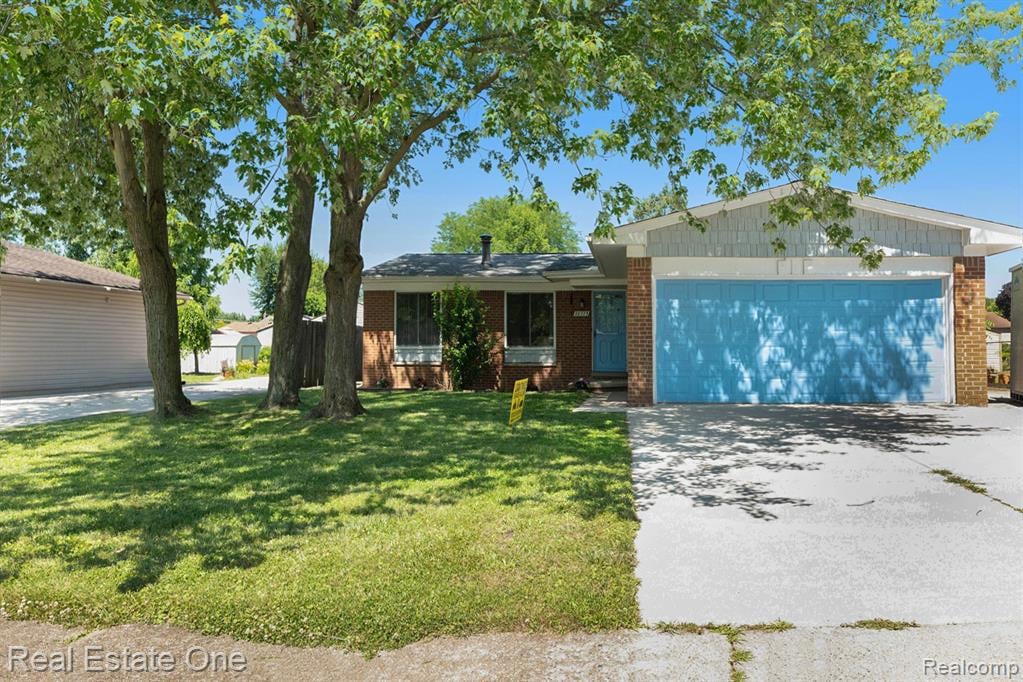 Sold 28775 Apollo Dr, New Baltimore, MI 48047 | Homes.com