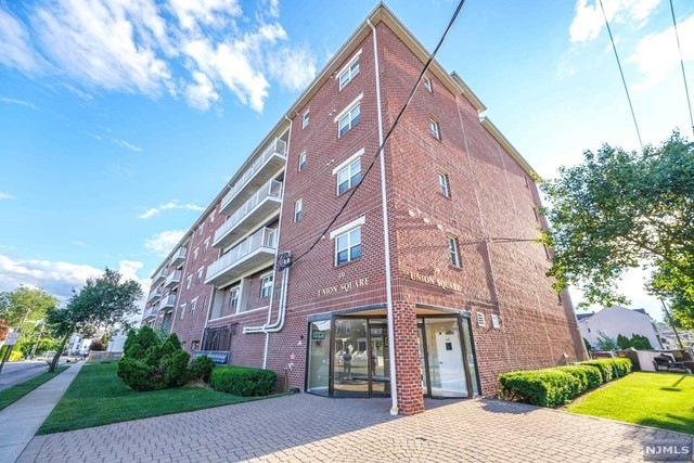 Sold 39 Union St Unit 205, Hackensack, NJ 07601 | Homes.com