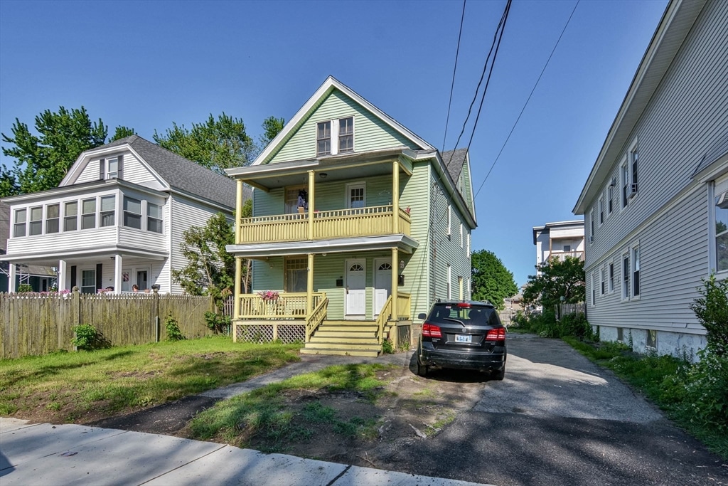 121123 Newton St, Lawrence, MA 01843 MLS 73246346