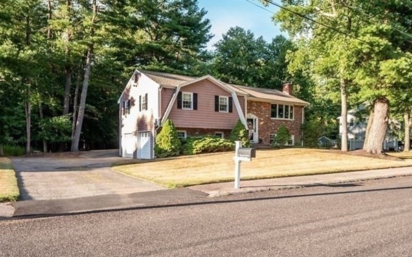 661 Main St, Hanson, MA 02341, MLS# 72747685