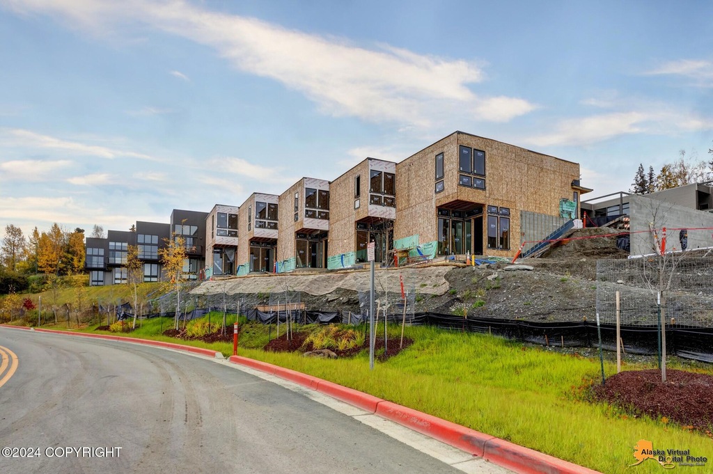 729 Station Ln Unit A7, Anchorage, AK 99501 MLS 2413092