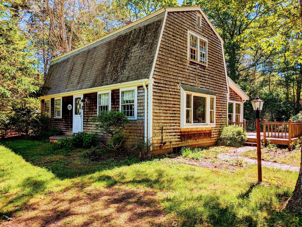 120 Walnut St, Marstons Mills, MA 02648 | MLS# 22402719 | Homes.com