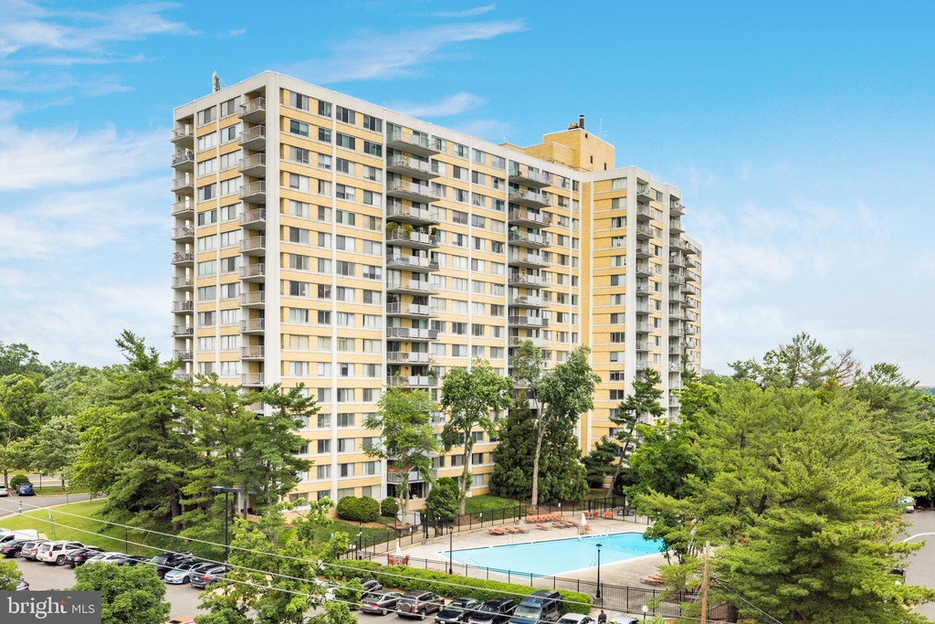 301 N Beauregard St Unit 1216, Alexandria, VA 22312 MLS VAAX2034910