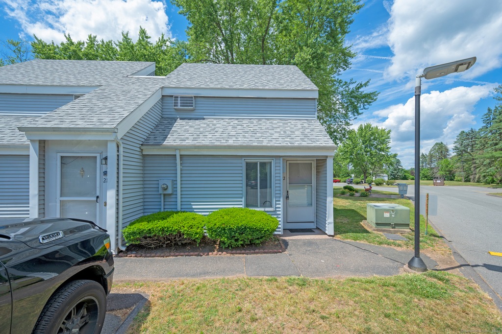 22 Cinnamon Springs Unit 22, South Windsor, CT 06074 MLS 24025180