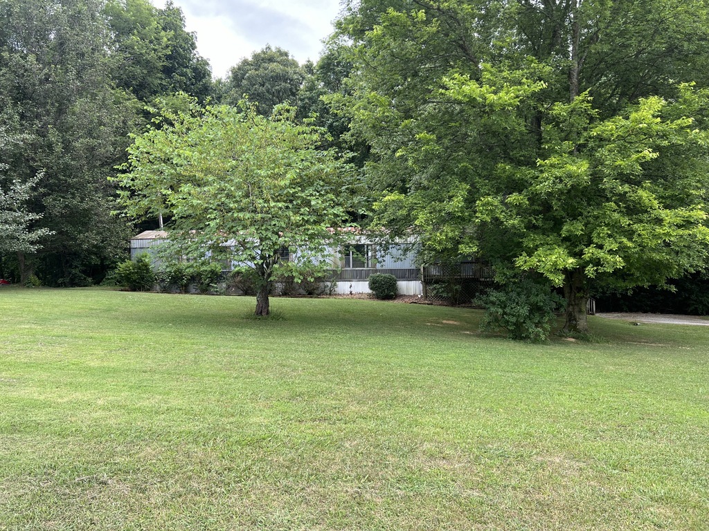 2069 Charles Ln, White House, TN 37188 | MLS# RTC2673015 | Homes.com