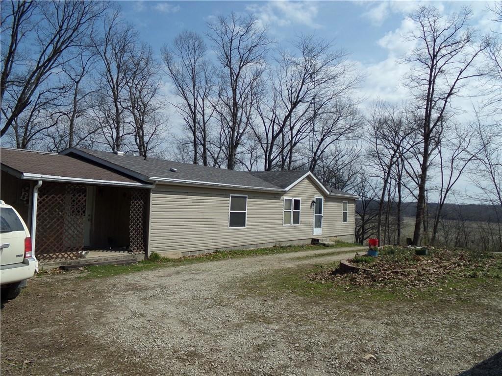 1674 E 350 North Rd, Cowden, IL 62422 | MLS# MRD12013141 | Homes.com