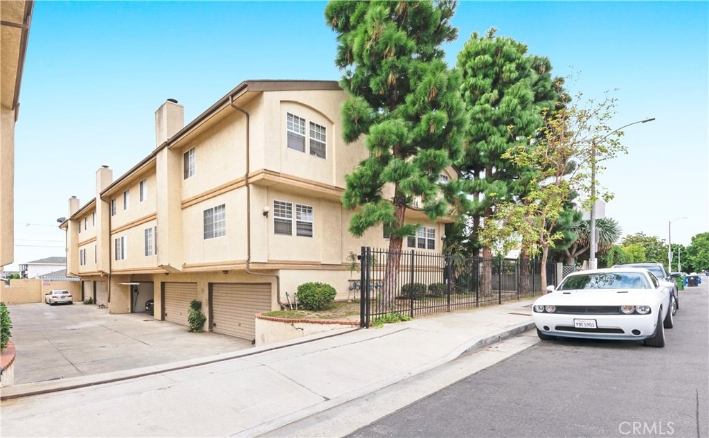 1044 252nd St Unit 3, Harbor City, CA 90710 | Homes.com