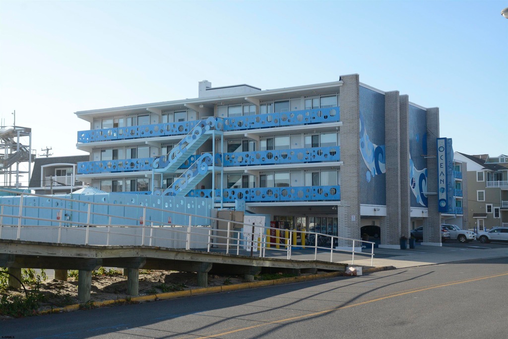 For Sale 870 E 7th St Unit 420, Ocean City, NJ 08226