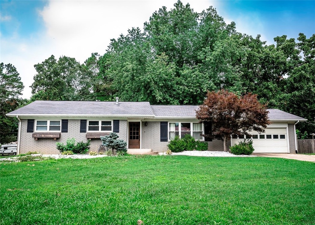 22 Ozark Dr, Harrison, AR 72601