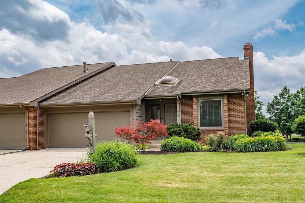 2421 Kingston Point, Fort Wayne, IN 46815 MLS 202408792