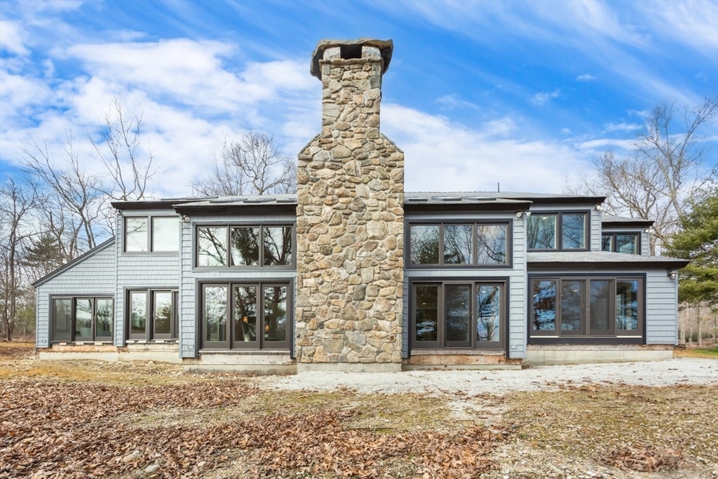 355 Pond St, Uxbridge, MA 01569 | Homes.com