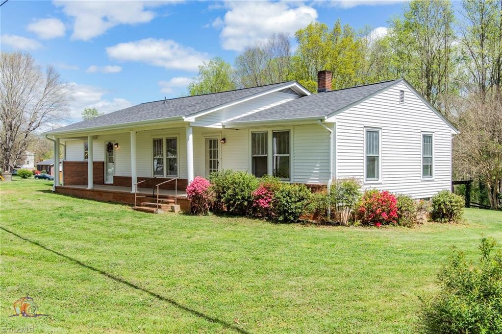 Sold 4036 Muncus Rd, Jonesville, NC 28642 | Homes.com